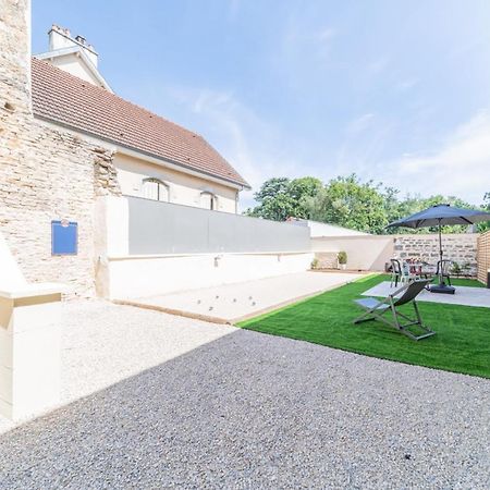 Cote Cour, 3 Chambres, Terrasses, Jardin Prive Avec Terrain De Petanque, Cave Voutee Corgoloin Exterior foto